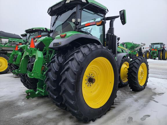 2025 John Deere 8R 410 - Photo9