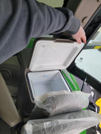 2025 John Deere 8R 410 - Photo17