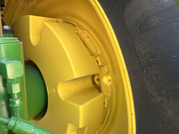 2025 John Deere 8R 410 - Photo18