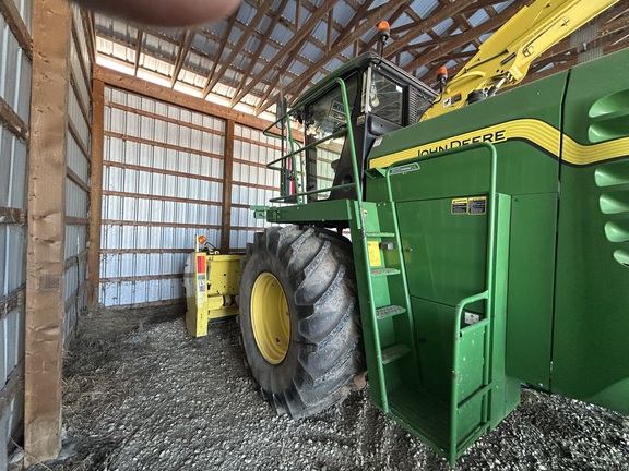 Used 2014 John Deere 7480 Self Propelled Forage Harvesters at Horizon Ag & Turf in Barrhead, AB - Photo24