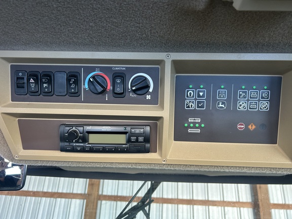 Used 2014 John Deere 7480 Self Propelled Forage Harvesters at Horizon Ag & Turf in Barrhead, AB - Photo35