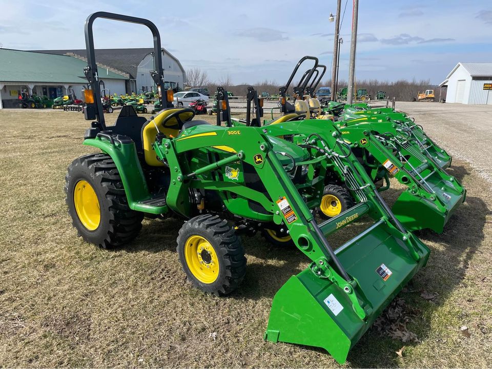 2026 John Deere 3025E Image 2