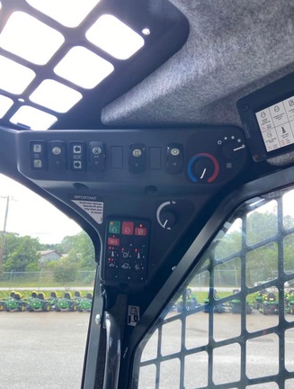 2025 John Deere 325G-11