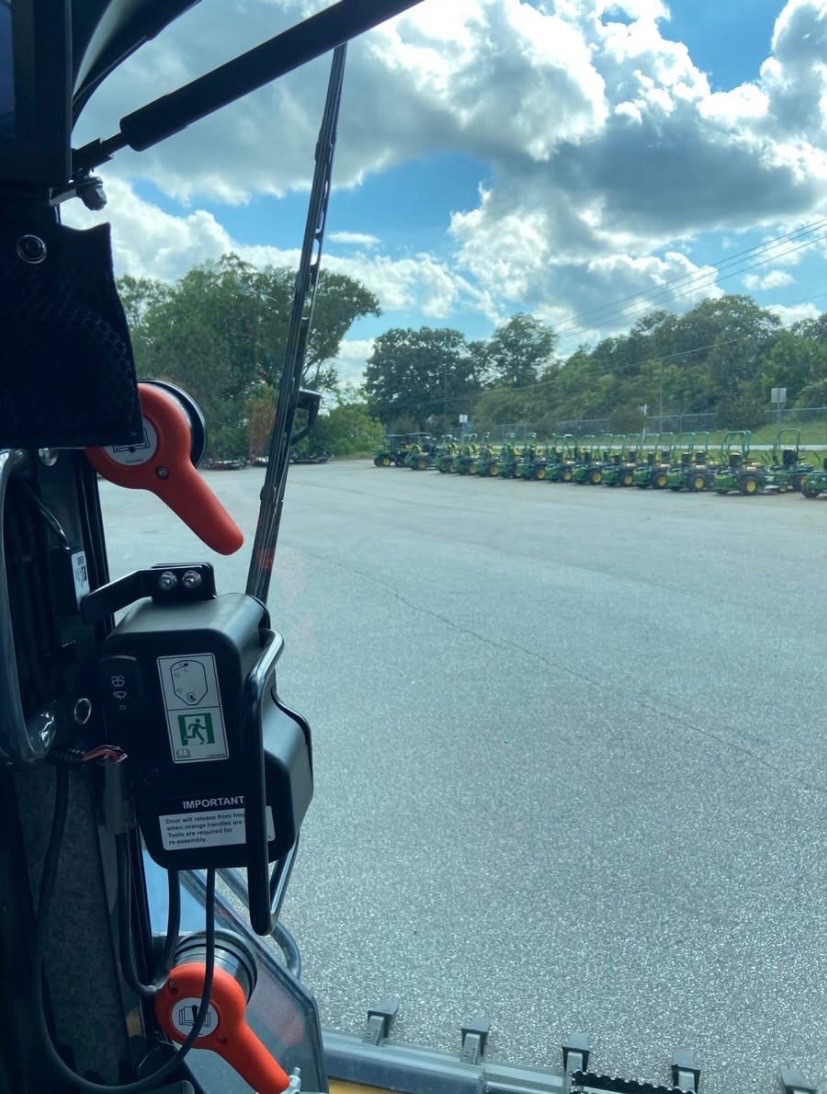 2025 John Deere 325G Image 13