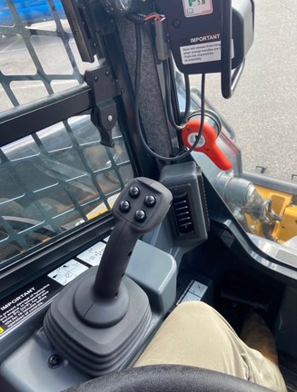 2025 John Deere 325G-14