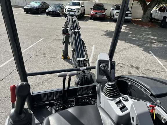 2025 John Deere 30 P-Tier-6