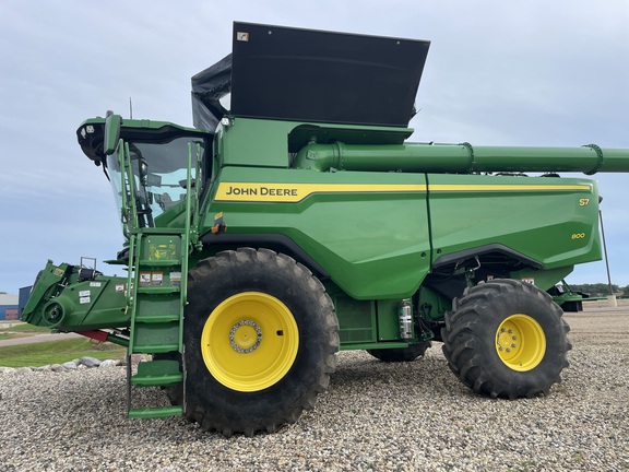 2025 John Deere S7 800 - Photo2