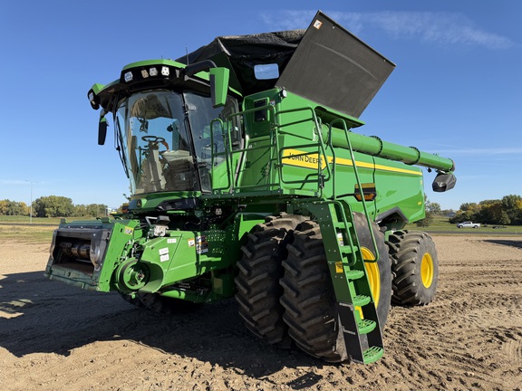 2025 John Deere S7 800 - Photo7