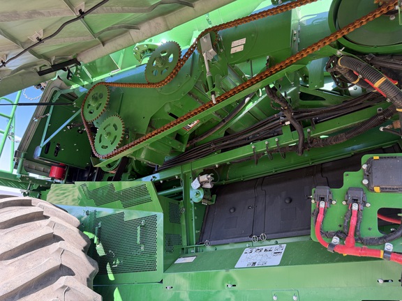 2025 John Deere S7 800 - Photo16
