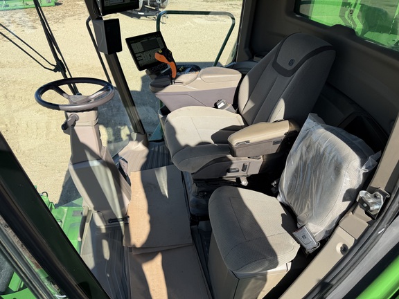 2025 John Deere S7 800 - Photo37