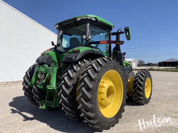 Photo of 2025 John Deere 8R 250