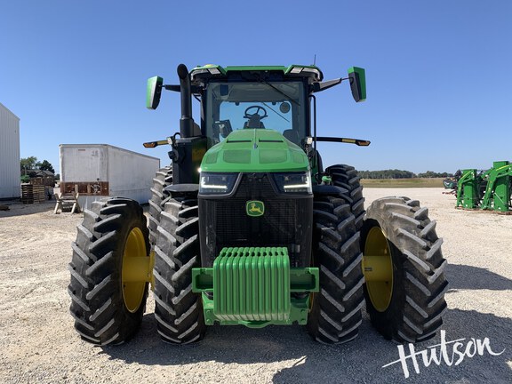 Photo of 2025 John Deere 8R 250