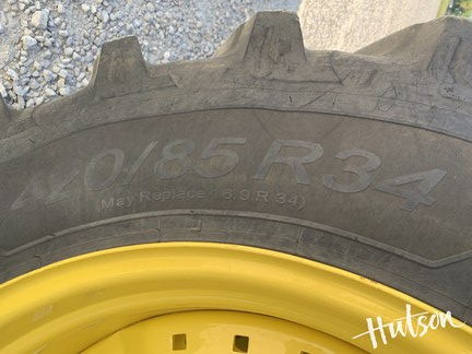 Photo of 2025 John Deere 8R 250