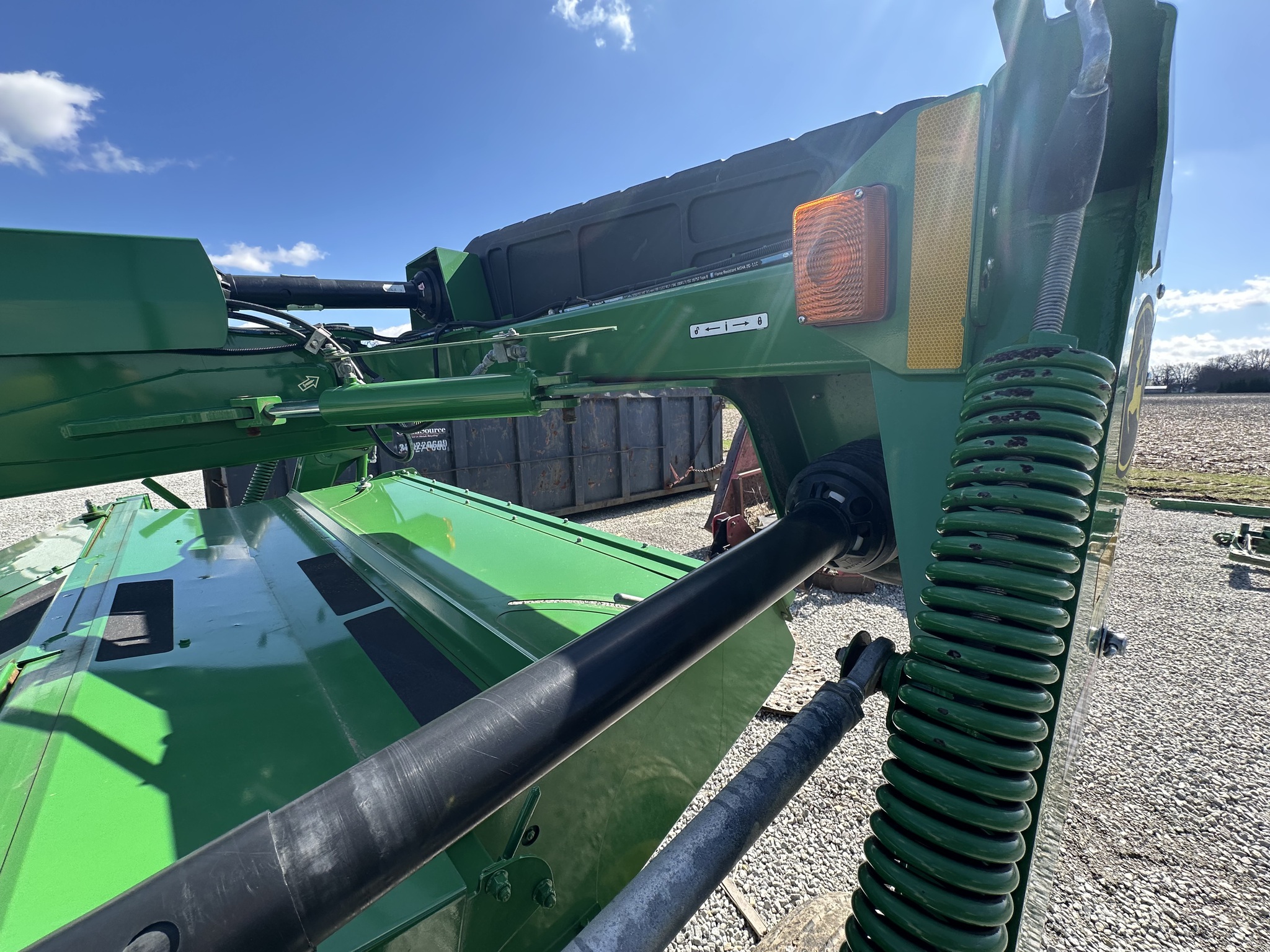 2020 John Deere 835 Image 13