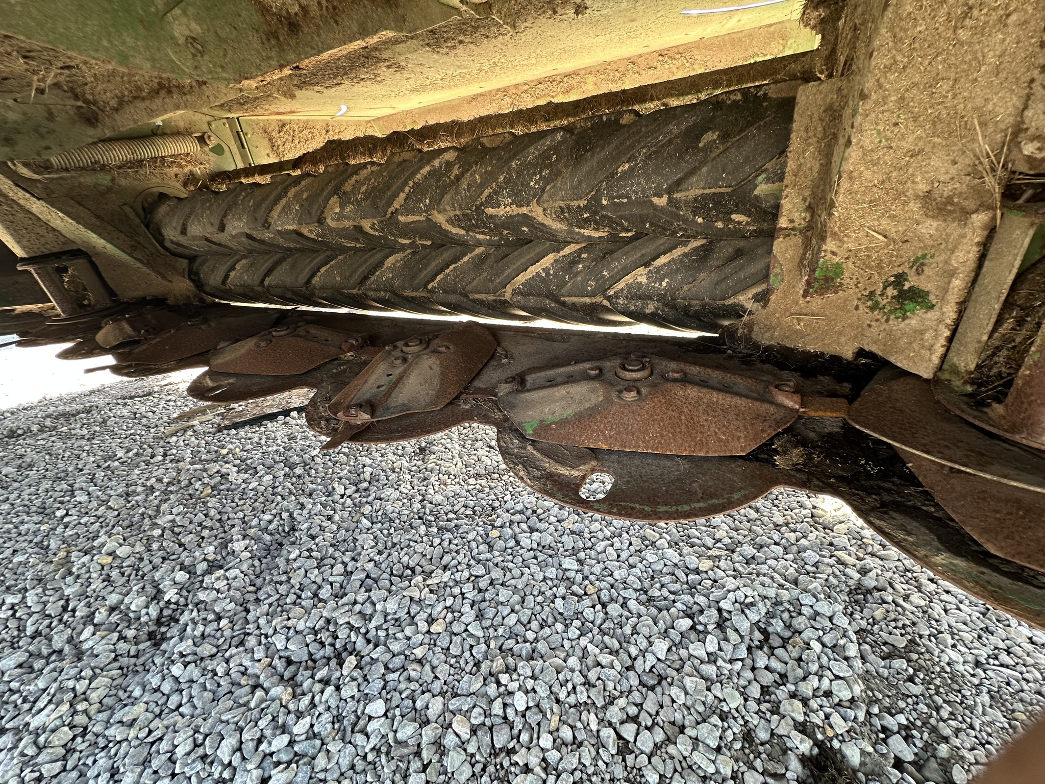 2020 John Deere 835 Image 14