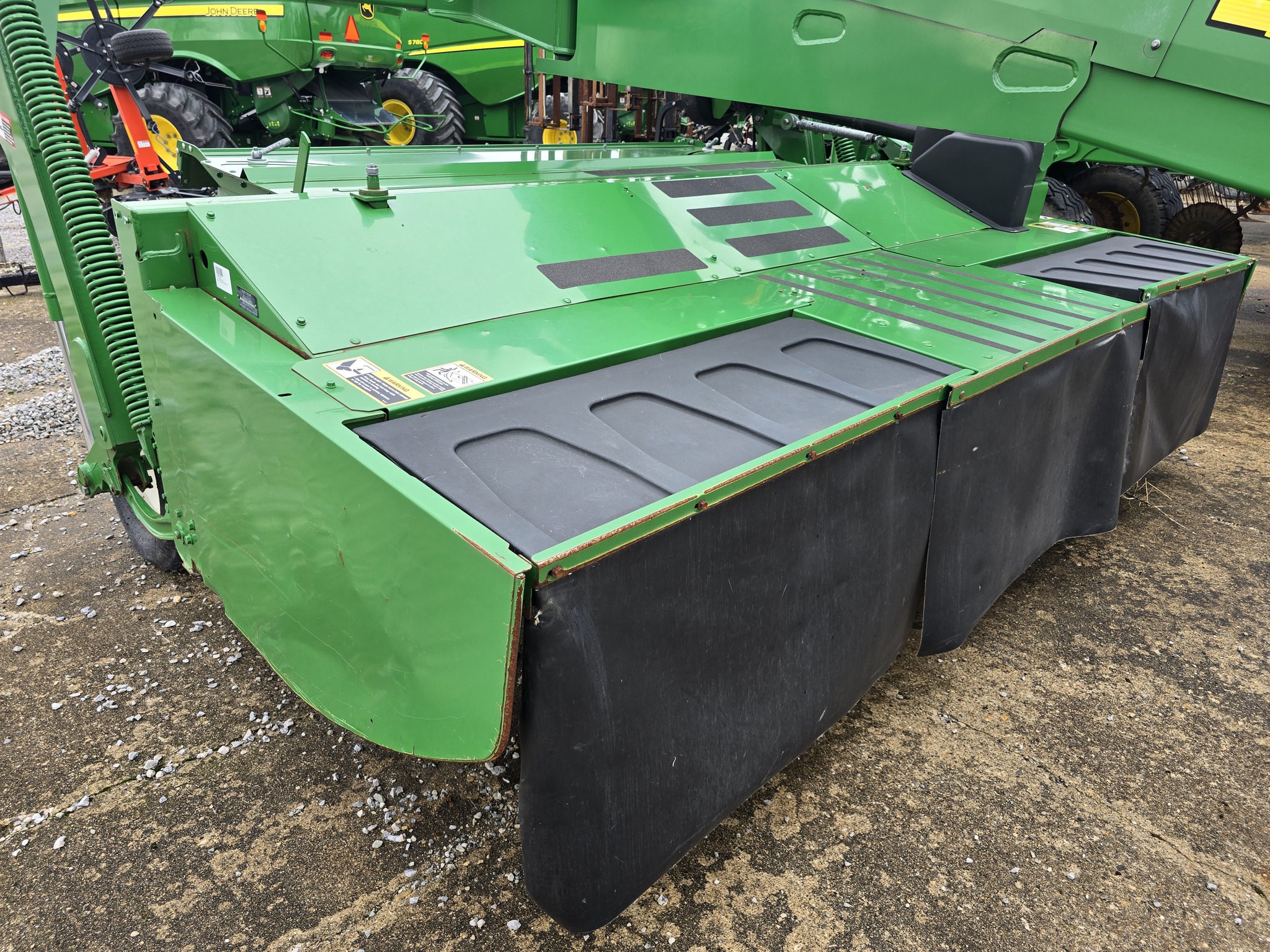 2020 John Deere 835 Image 9