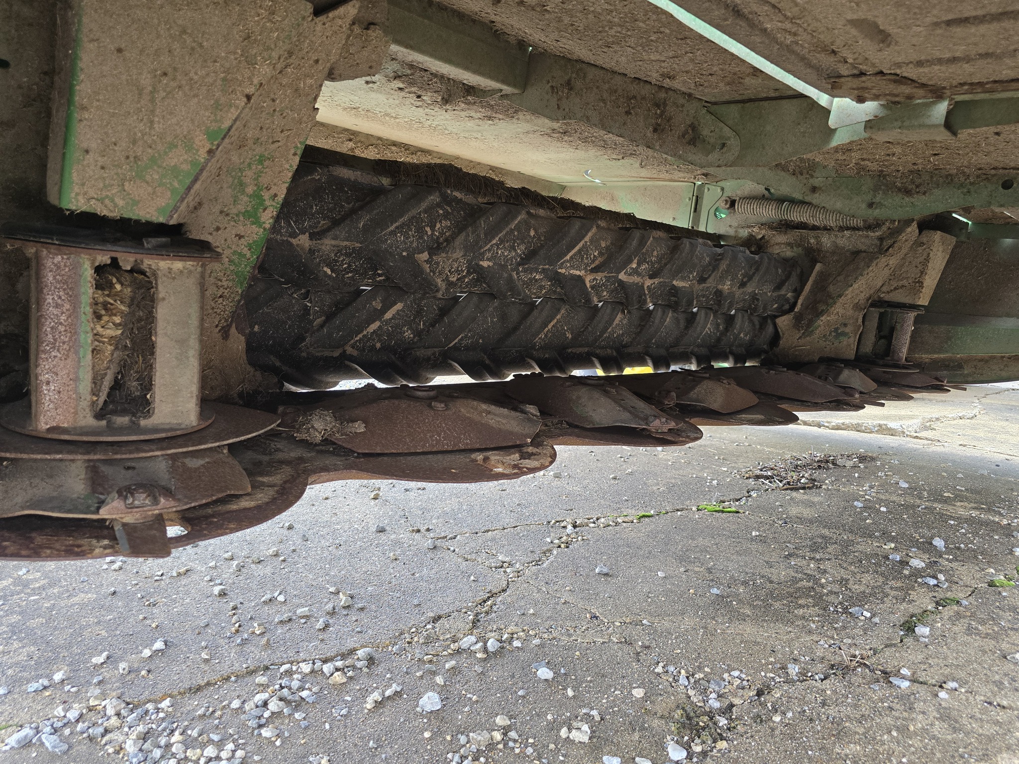 2020 John Deere 835 Image 12