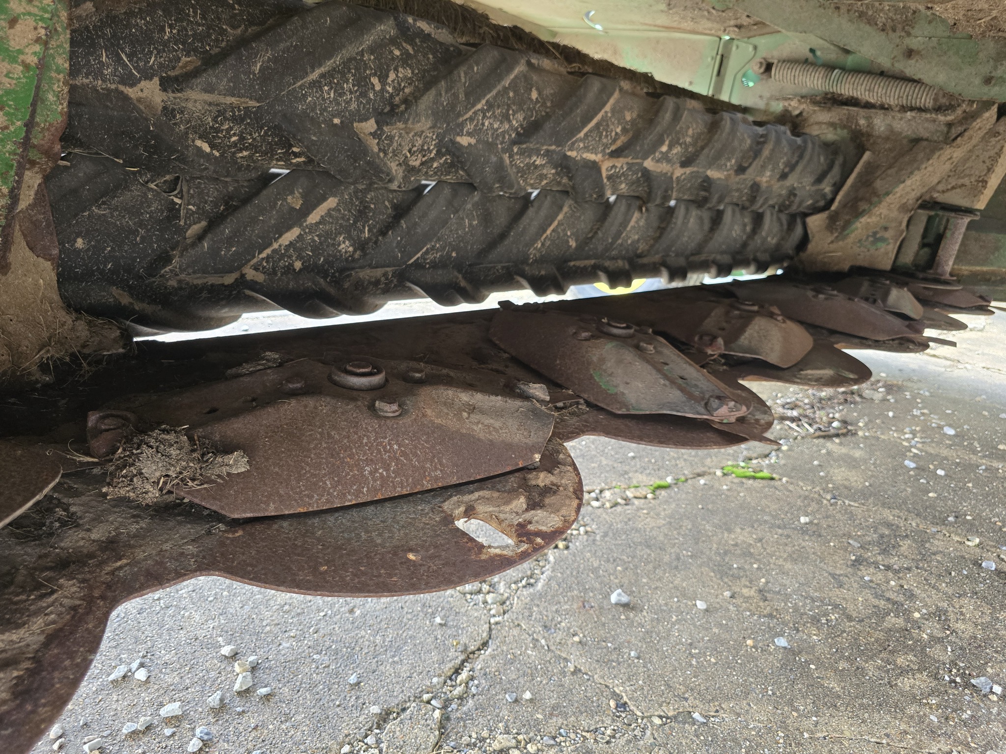 2020 John Deere 835 Image 13