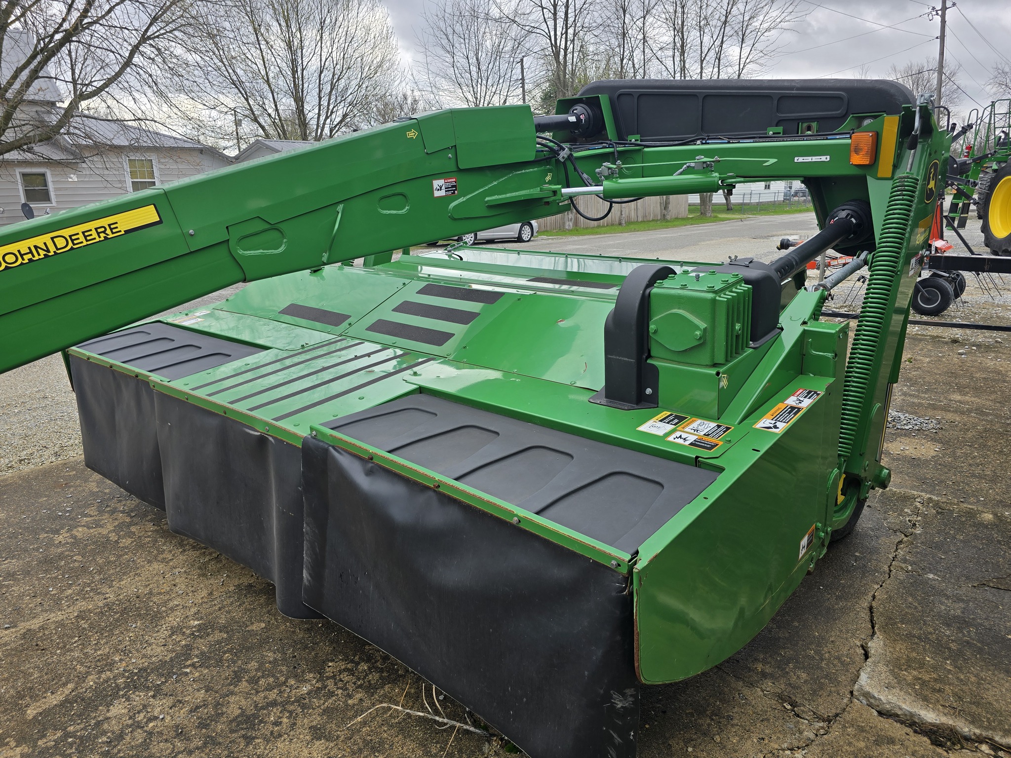 2020 John Deere 835 Image 8