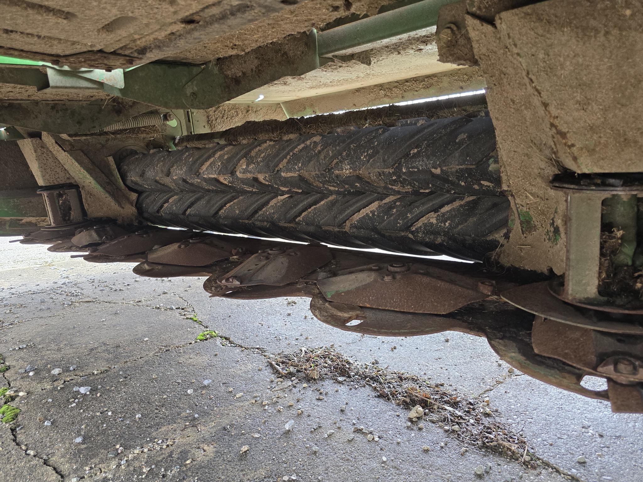 2020 John Deere 835 Image 14