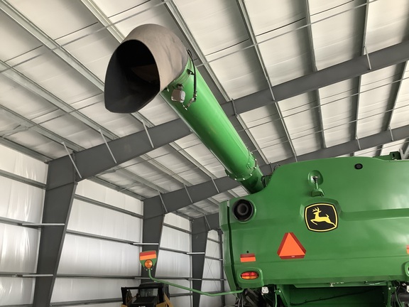 Photo of 2024 John Deere S790