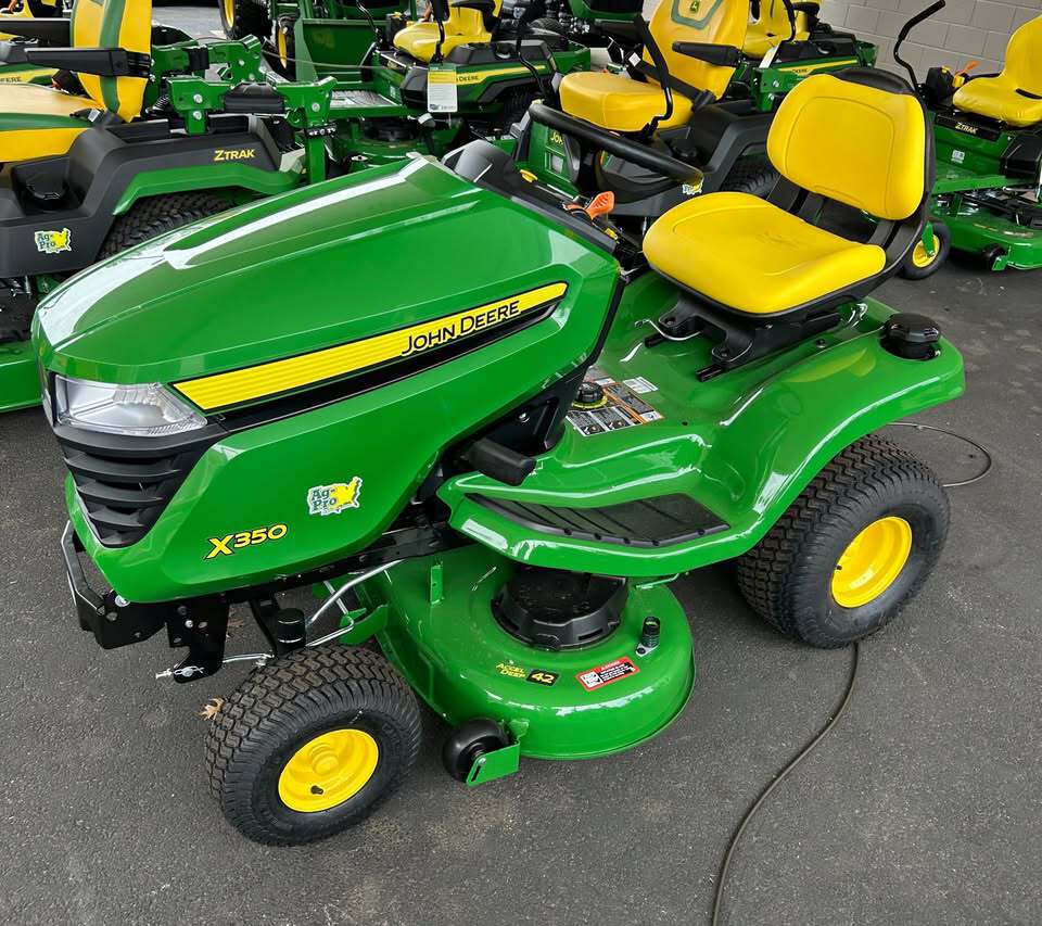John Deere X350A Image 2