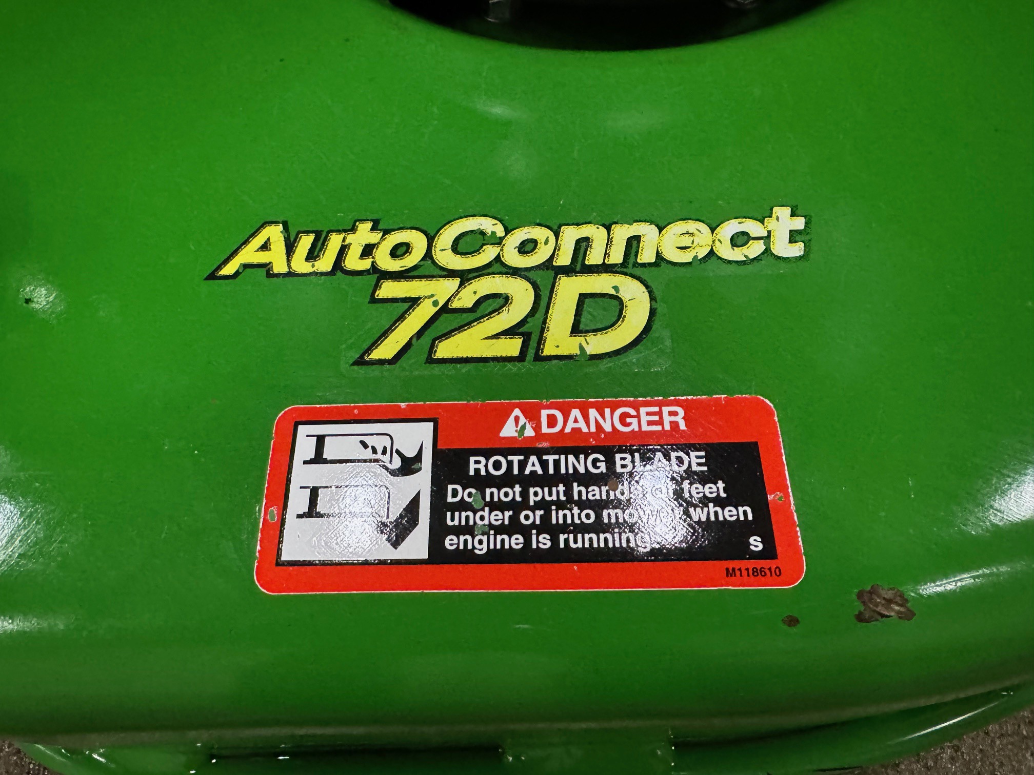 2017 John Deere 2038R Image 3