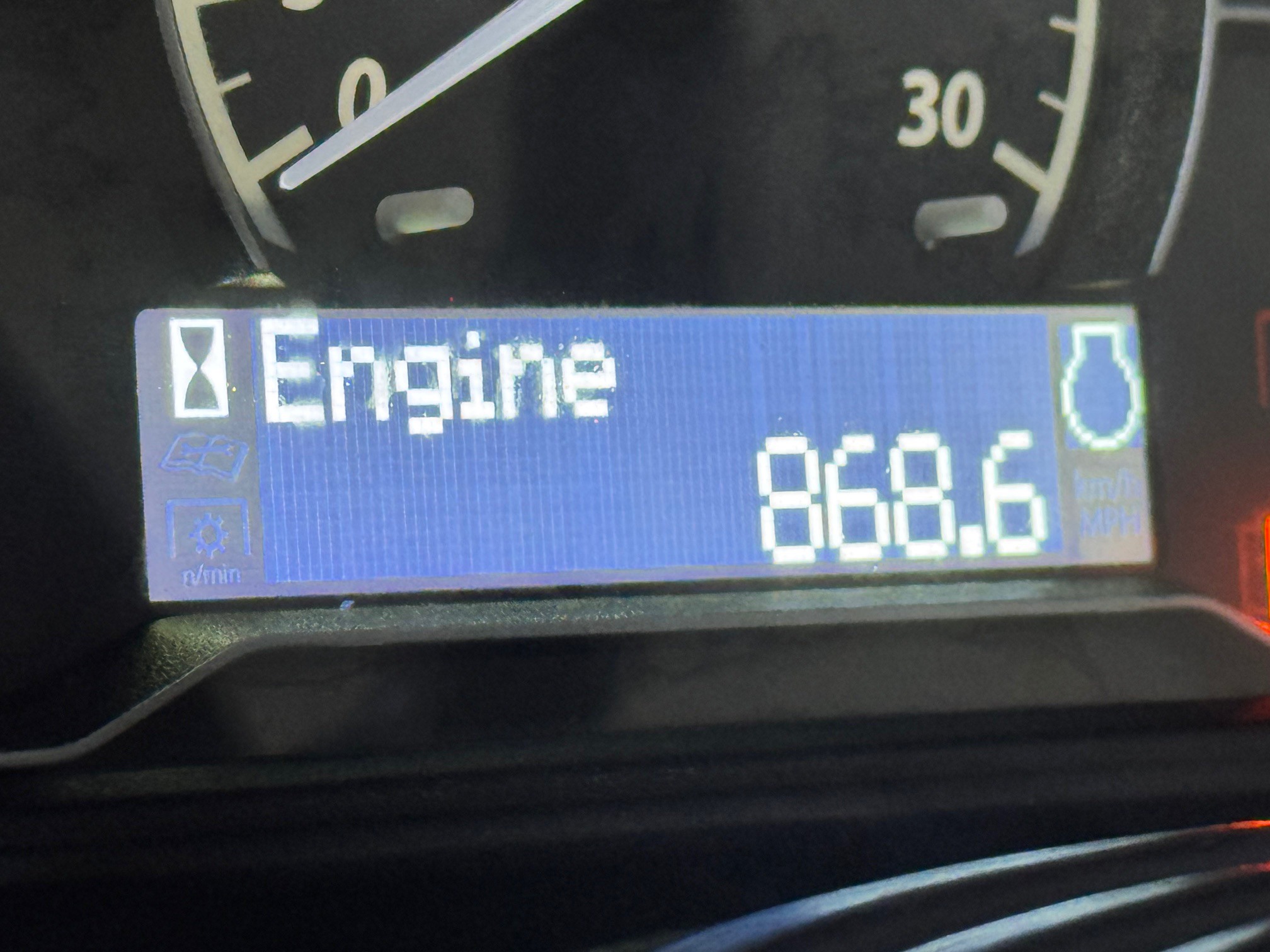 2017 John Deere 2038R Image 11