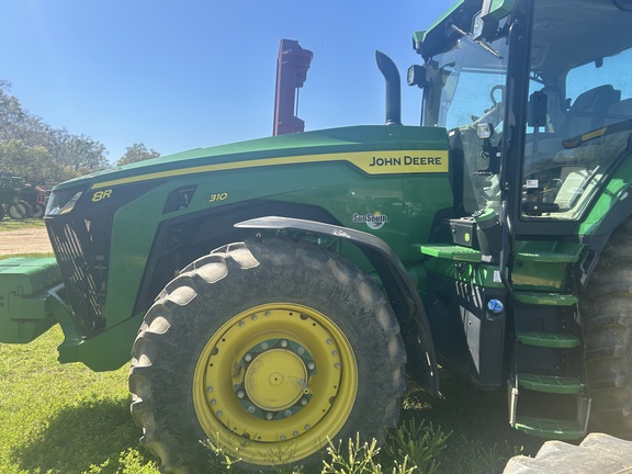 2021 John Deere 8R 310 Photo 5