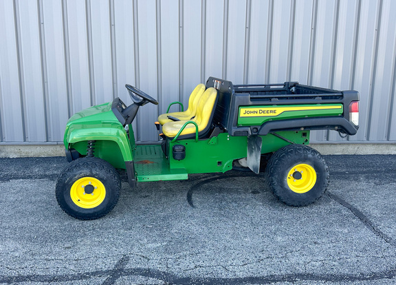 2021 John-Deere TX 4X2