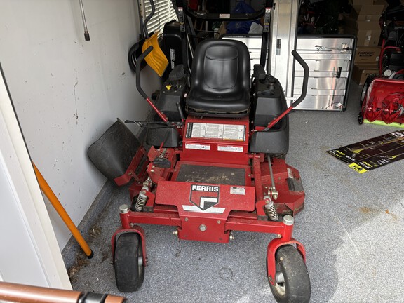 Used -- Ferris IS1500Z Kav21 Zero Turn Mowers at Koenig Equipment in Germantown, OH - Photo3