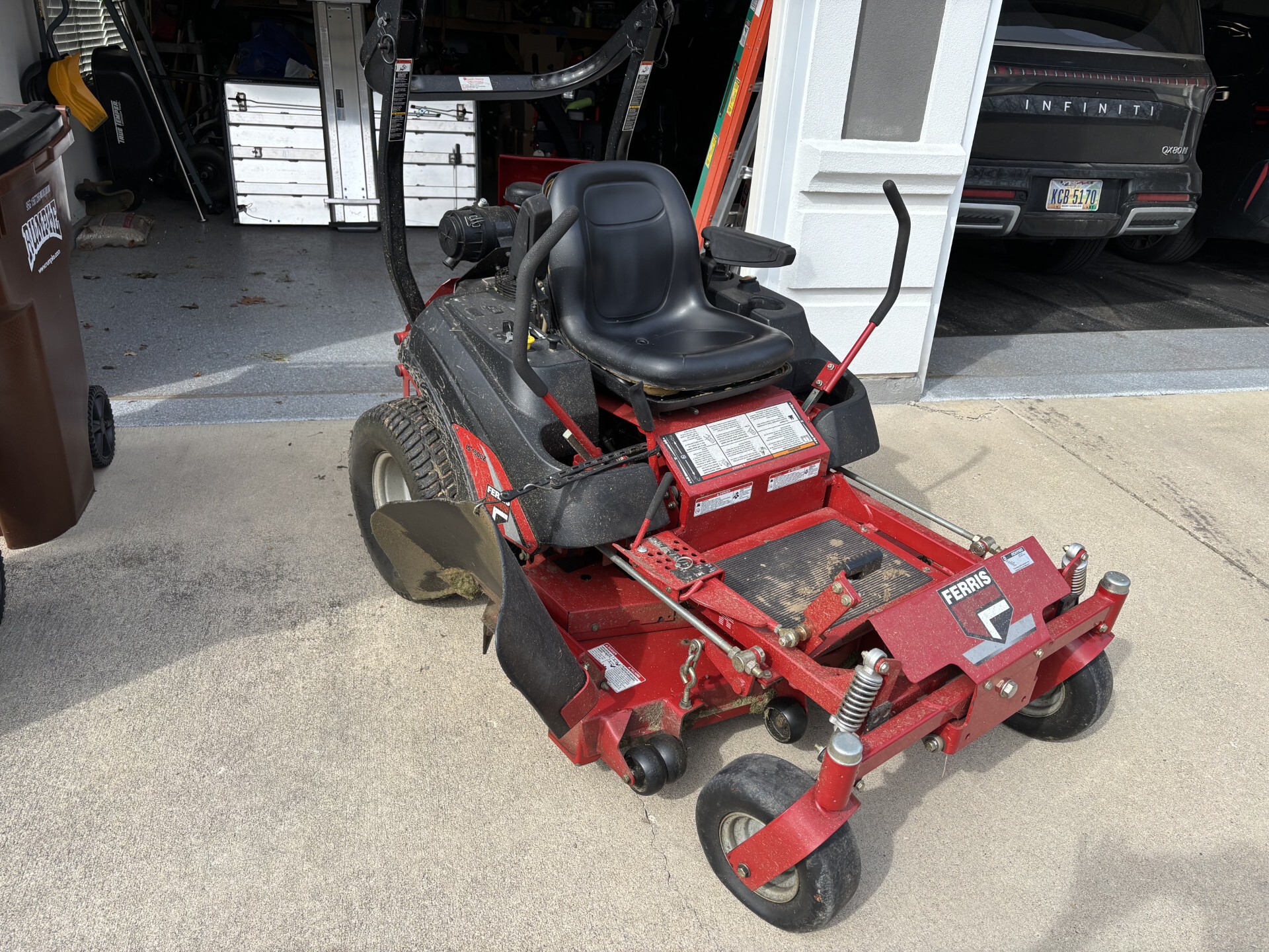 Used -- Ferris IS1500Z Kav21 Zero Turn Mowers at Koenig Equipment in Germantown, OH - PhotoXL0