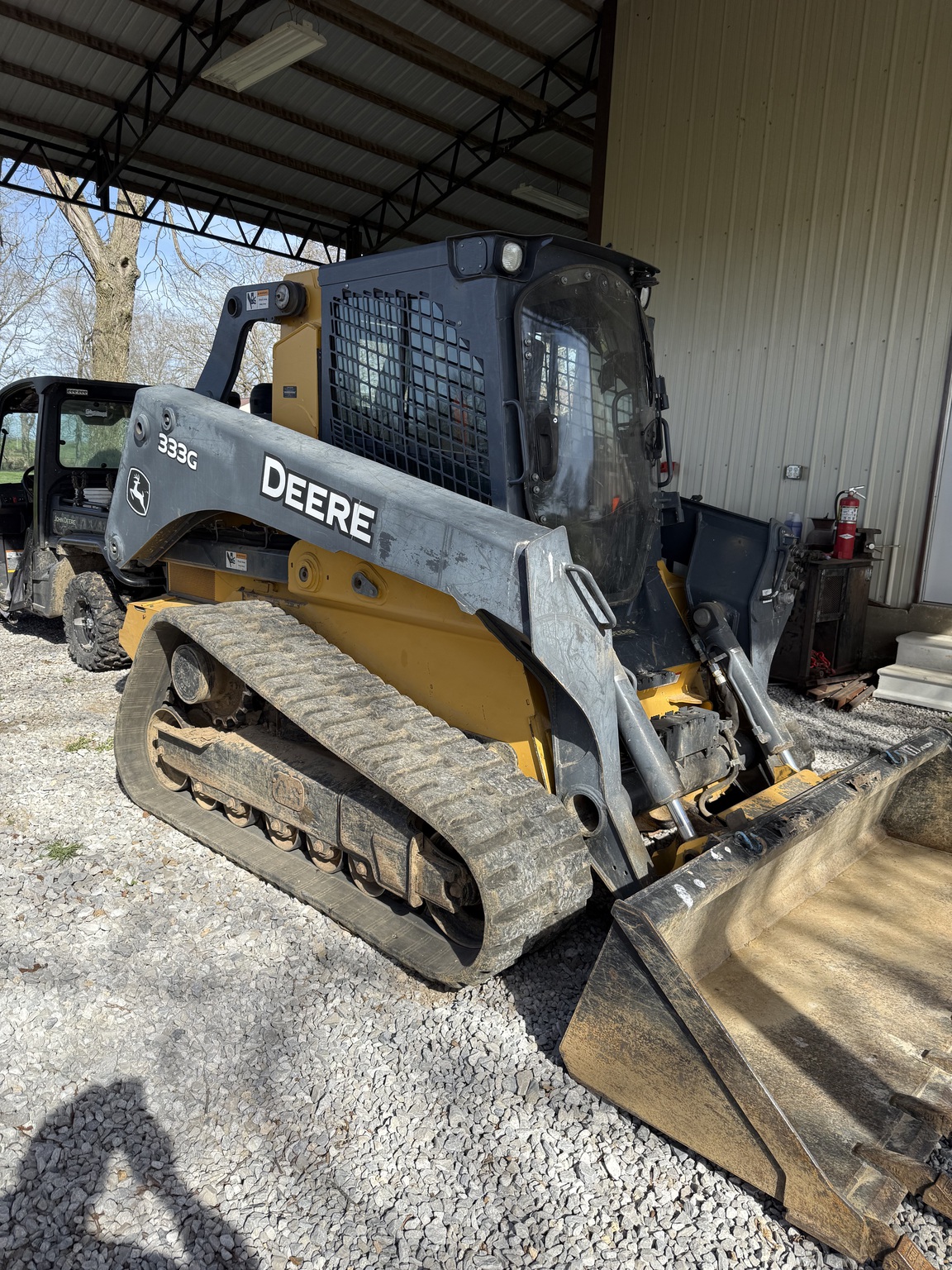 2016 John Deere 333G