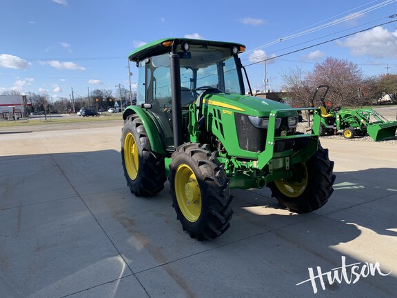 Photo of 2025 John Deere 5075E