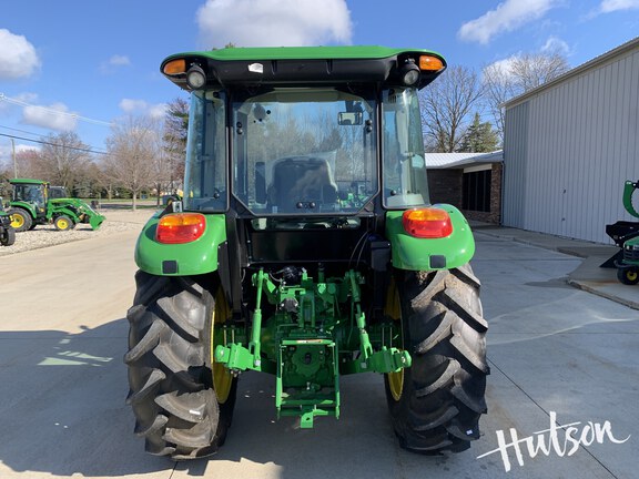 Photo of 2025 John Deere 5075E