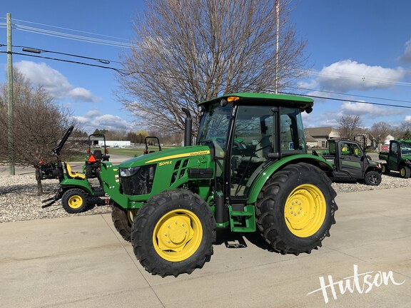 Photo of 2025 John Deere 5075E