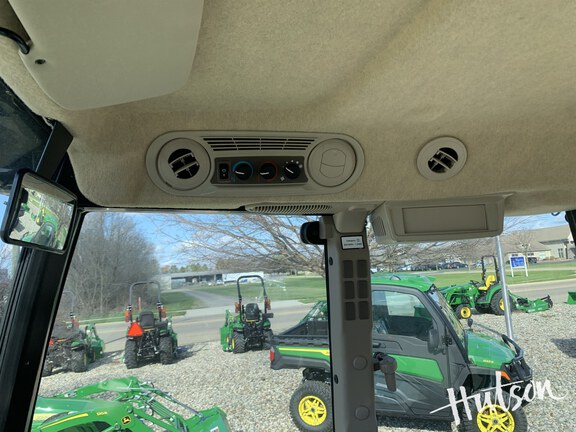 Photo of 2025 John Deere 5075E