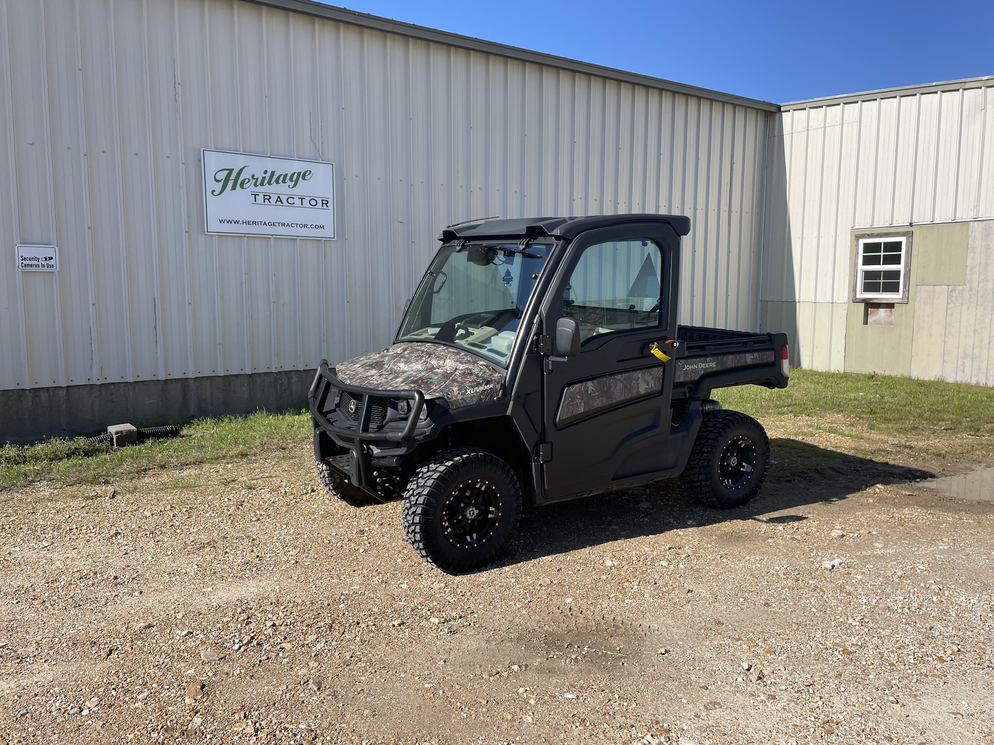  2023 John Deere XUV 835R at Heritage Tractor in Rolla, MO