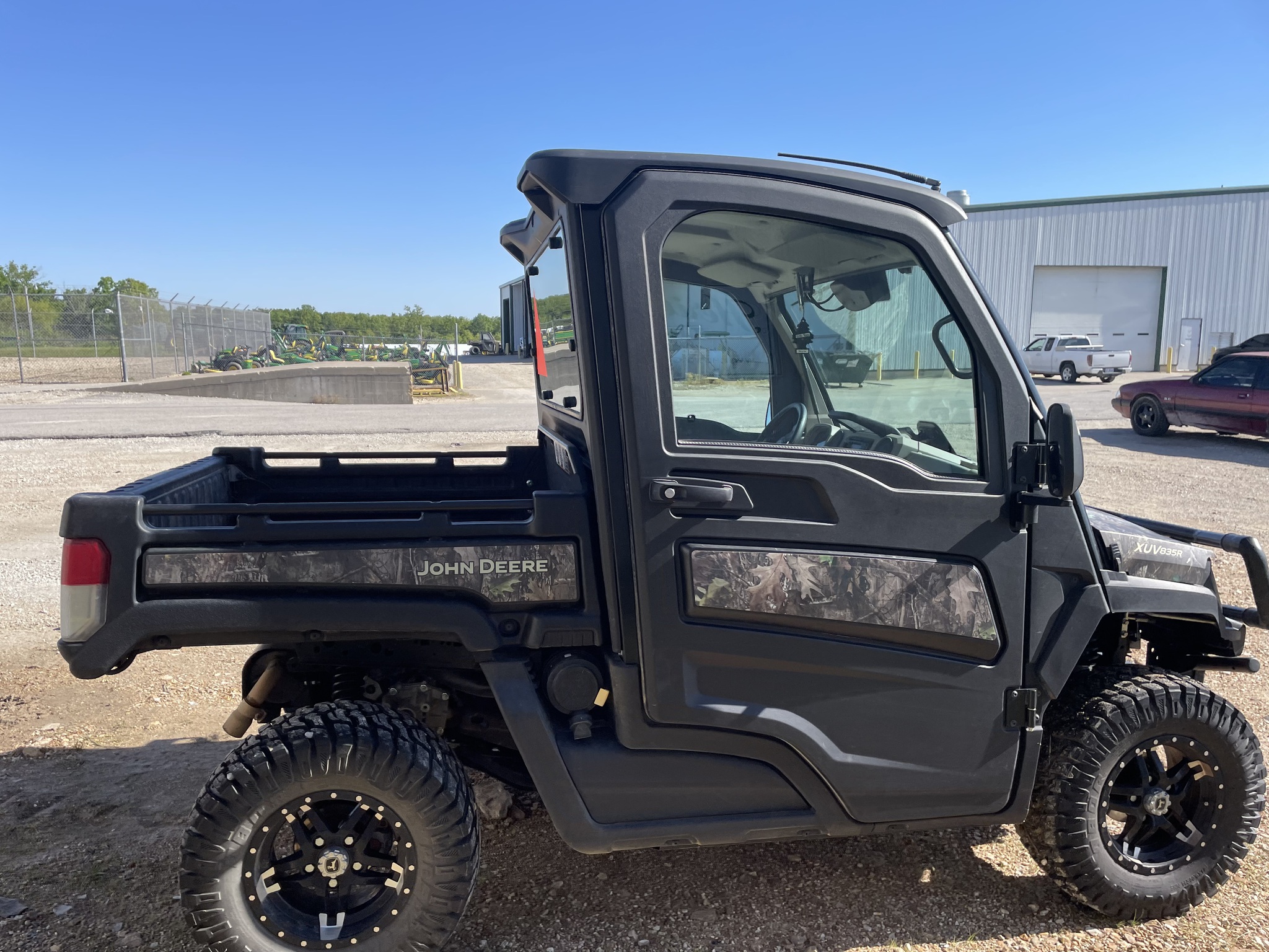  2023 John Deere XUV 835R at Heritage Tractor in Rolla, MO