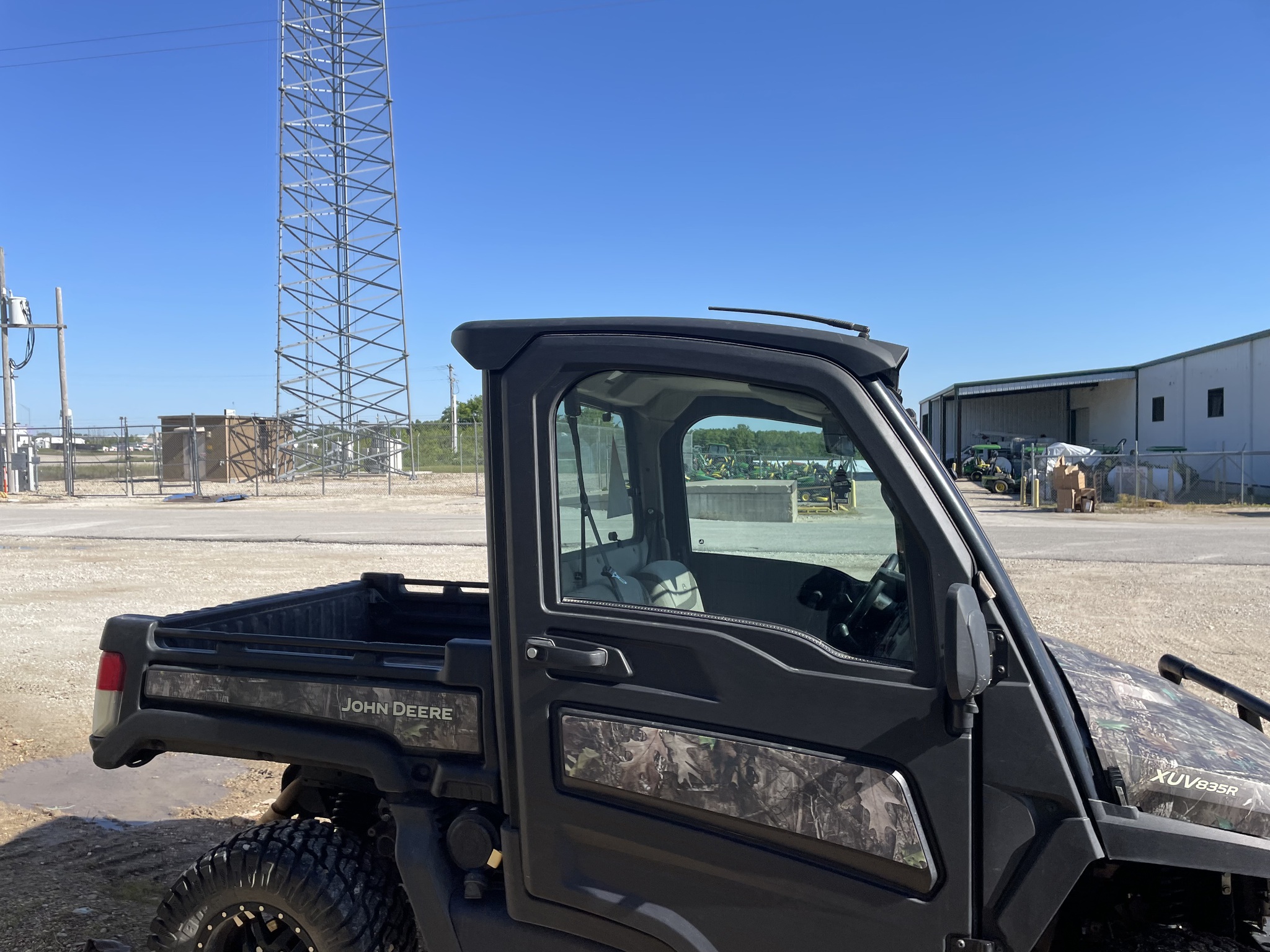  2023 John Deere XUV 835R at Heritage Tractor in Rolla, MO