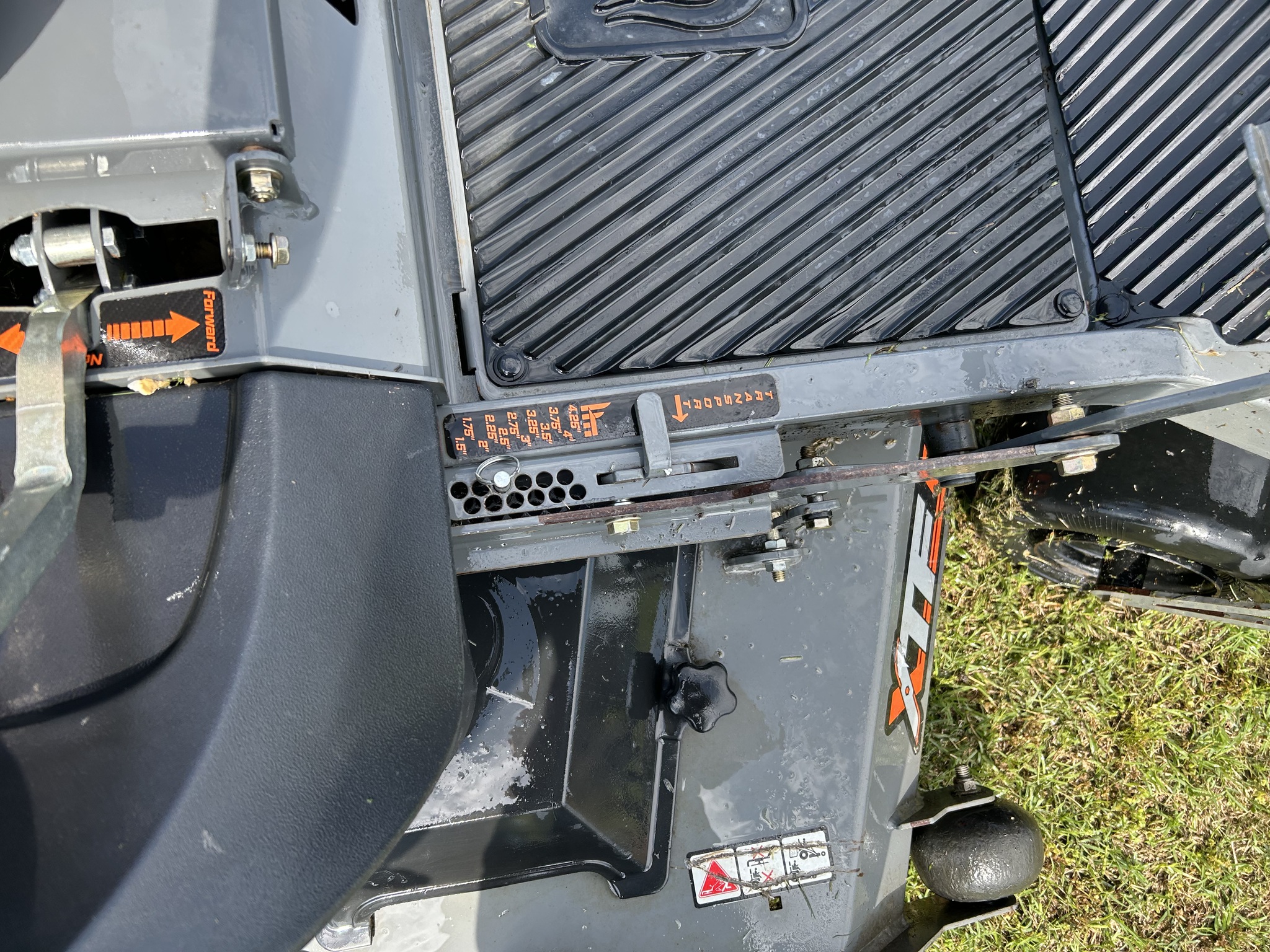  2020 Spartan RZ Pro 2561 at Heritage Tractor in Harrison, AR