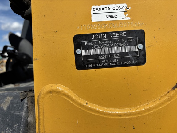 2021 John Deere 325G