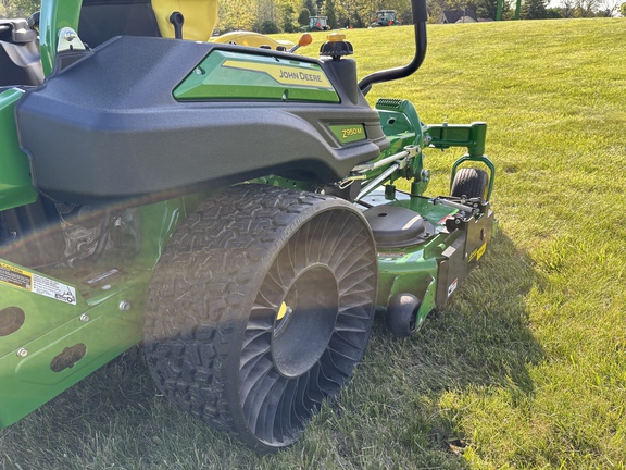 Used 2024 John Deere Z950M Zero Turn Mowers at Koenig Equipment in Knightstown, IN - Photo9