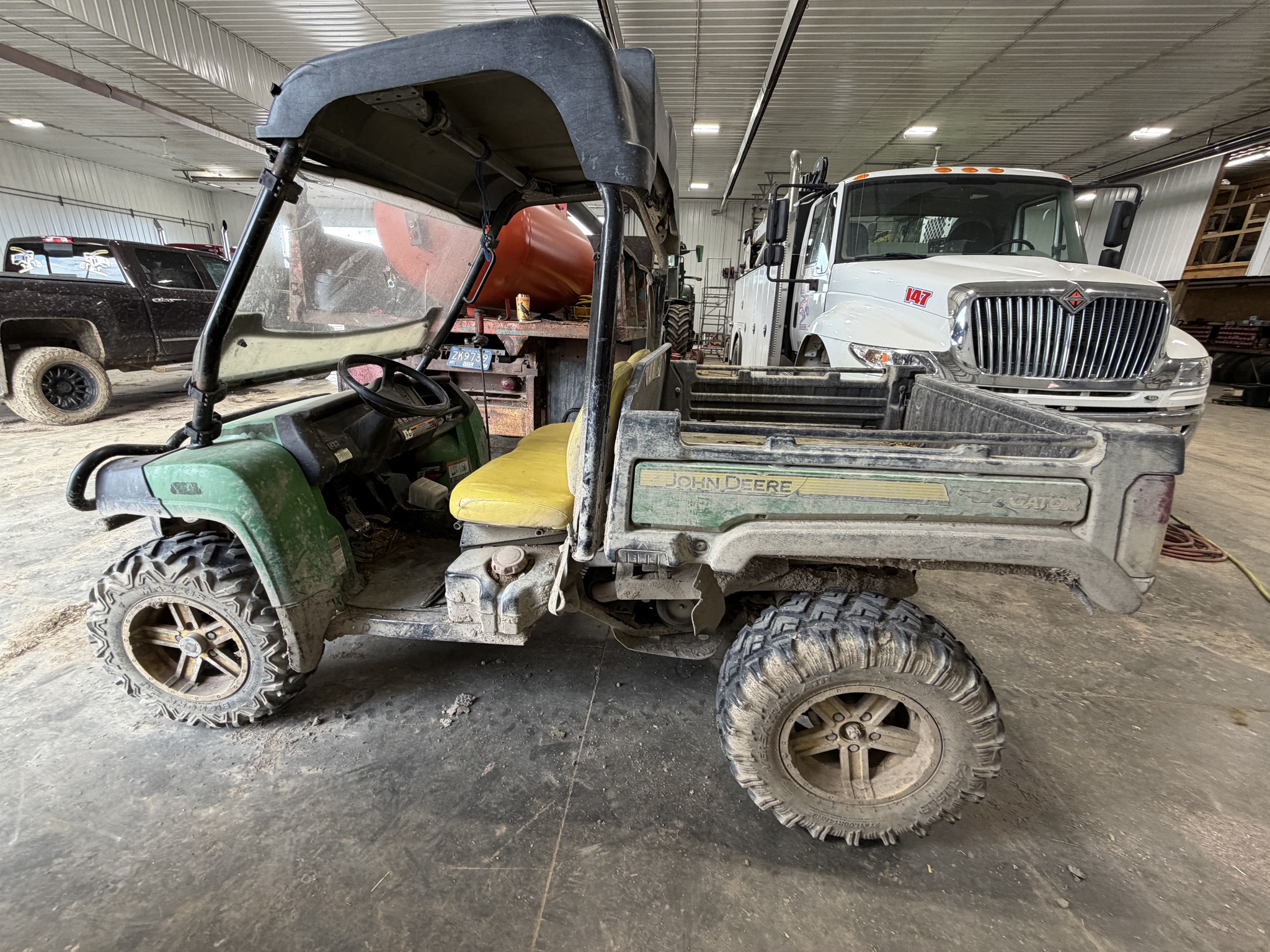 2013 John Deere XUV 855D Image 2