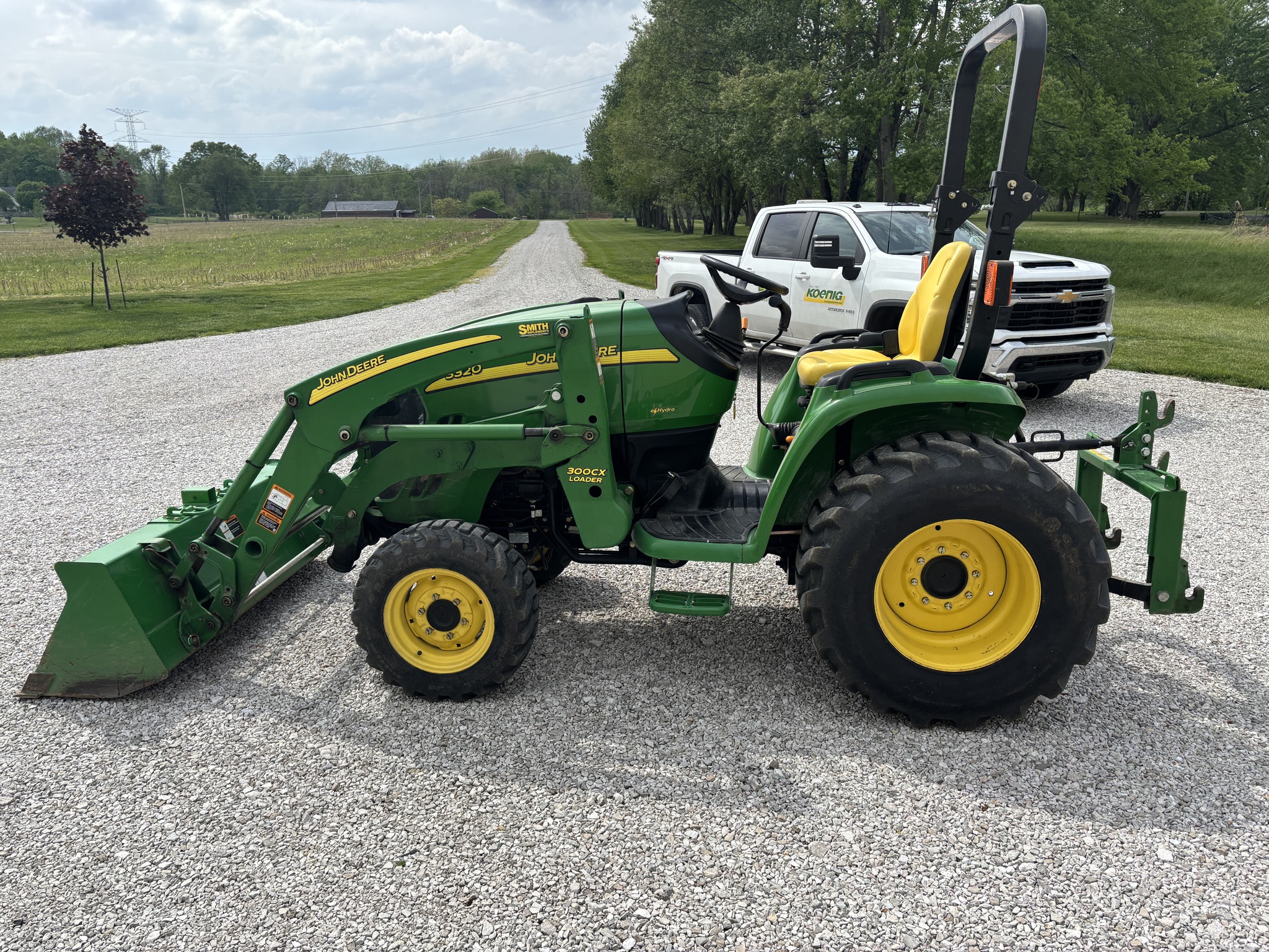 Used 2010 John Deere 3320 Compact Utility Tractors at Koenig Equipment in Franklin, IN - PhotoXL4