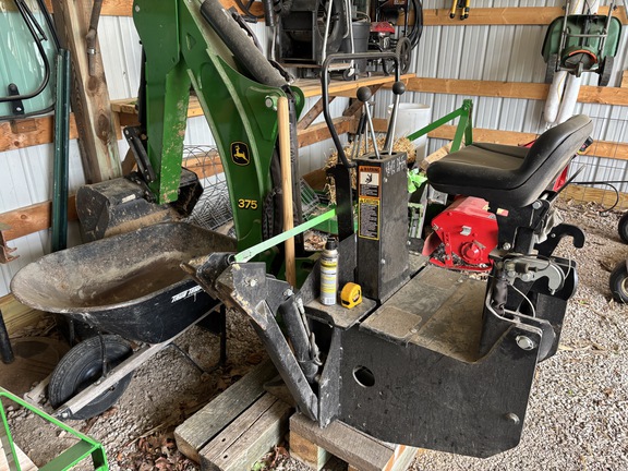 Used 2010 John Deere 3320 Compact Utility Tractors at Koenig Equipment in Franklin, IN - Photo12