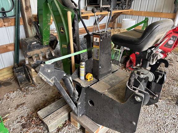 Used 2010 John Deere 3320 Compact Utility Tractors at Koenig Equipment in Franklin, IN - Photo15
