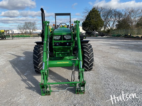 Photo of 2025 John Deere 6110M