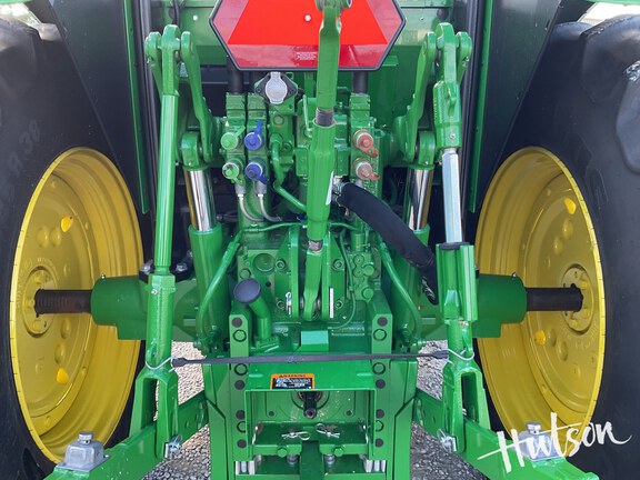 Photo of 2025 John Deere 6110M