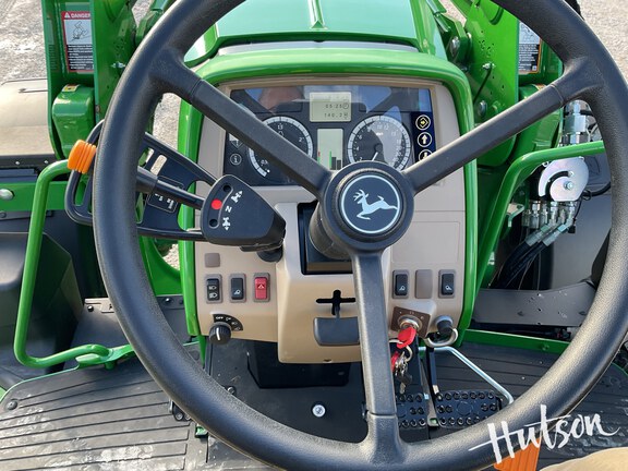 Photo of 2025 John Deere 6110M